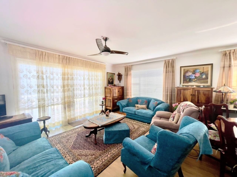 5 Bedroom Property for Sale in Vermont Western Cape